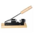 Spargator de nuci, manual, suport din lemn, Kinghoff