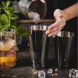 Shaker pentru bauturi si cocktailuri, din inox, 2 recipiente 700 si 600 ml,  Klausberg