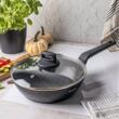 Tigaie din aluminiu turnat, marmorata, cu capac, neagra, 24cm, Klausberg