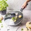 Tigaie din aluminiu turnat, marmorata, cu capac, neagra, 28cm, Klausberg