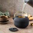  Ceainic din fonta cu strecuratoare, interior emailat, 1l, negru cu maner auriu, Kinghoff