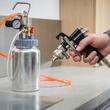Pistol pneumatic pentru vopsit cu vas sub presiune, duza 2 mm, capacitate rezervor 2 litri, Verke