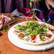 Tava pizza pentru coacere si servire, diametru 33 cm, alba, Klausberg