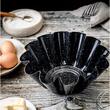 Forma pentru copt, antiaderenta, neagra, diametru 23,5 cm, Klausberg