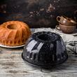  Forma copt, rotund cu orificiu, acoperire antiaderenta, negru, diametru 22 cm, Klausberg