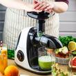 Storcator pentru fructe si legume, orizontal cu maner, putere 150 W, alb, Klausberg