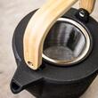 Ceainic din fonta cu filtru, cu maner din lemn, 1,3 l, KingHoff