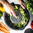  Bol inox, cu capac si razatoare, multifunctional, negru, capacitate 5l, KingHoff