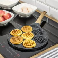 Tigaie cu strat din marmura pentru vafe cu 7 forme, 26.5 cm negru, Kinghoff