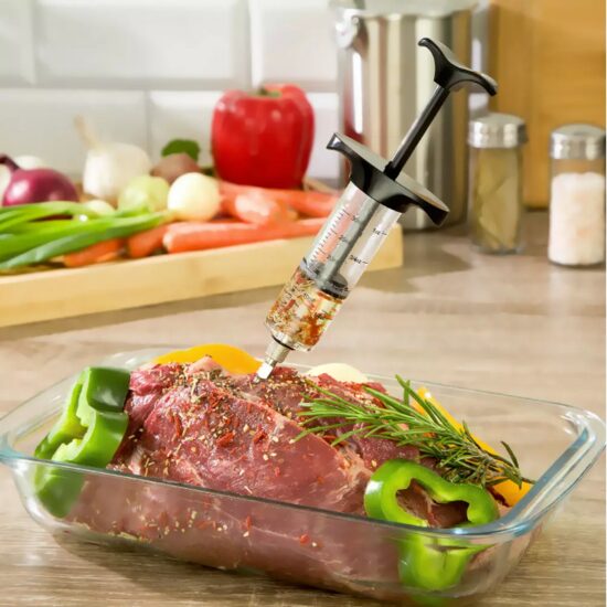 Seringa pentru fragezit si condimentat carnea, 30 ml Kinghoff