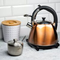  Fierbător tradițional cu fluier fabricat din inox, ceainic 3 litri, 22.2-25 cm, maro, Klausberg